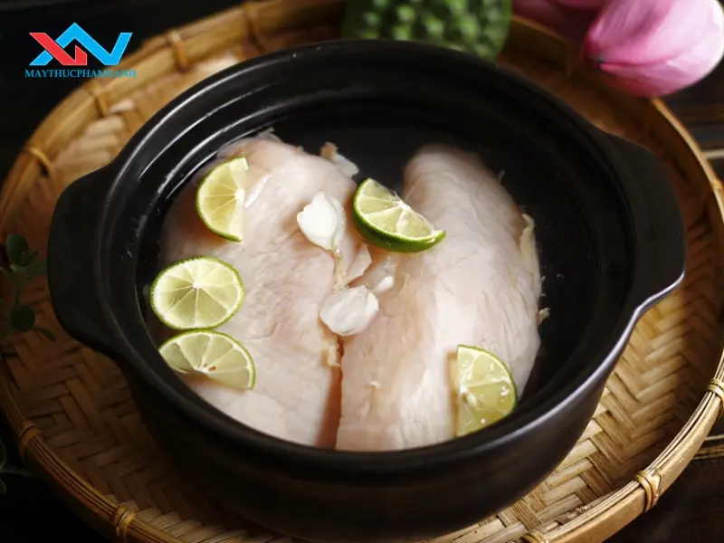 cách trộn thịt gà không bị khô