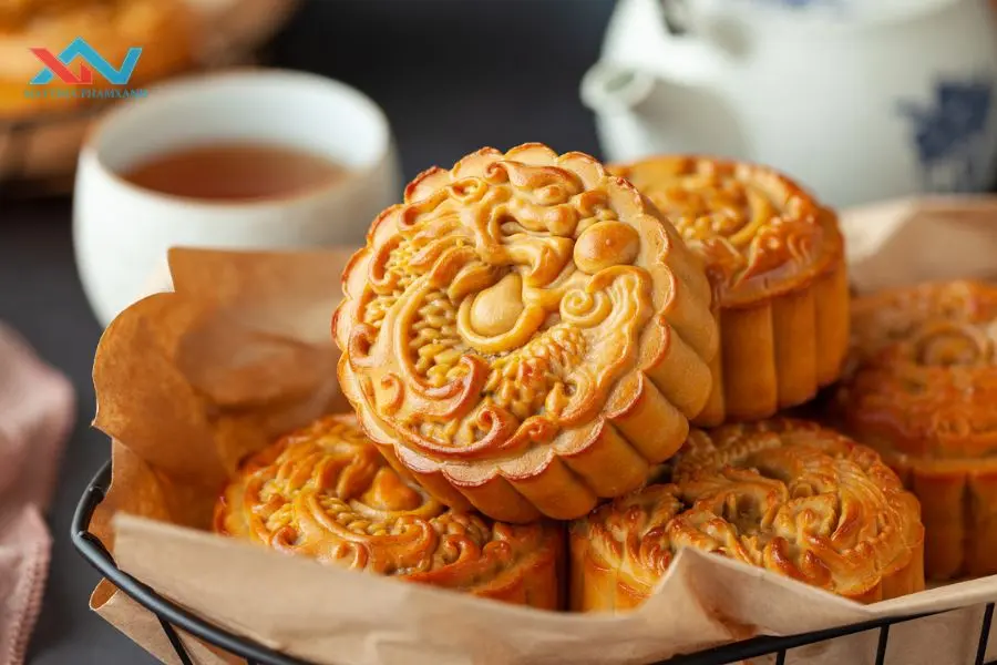 Hoàn thiện và đóng gói bánh trung thu