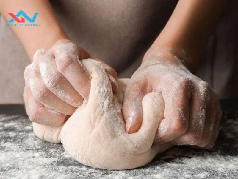 cách nhồi bột năng