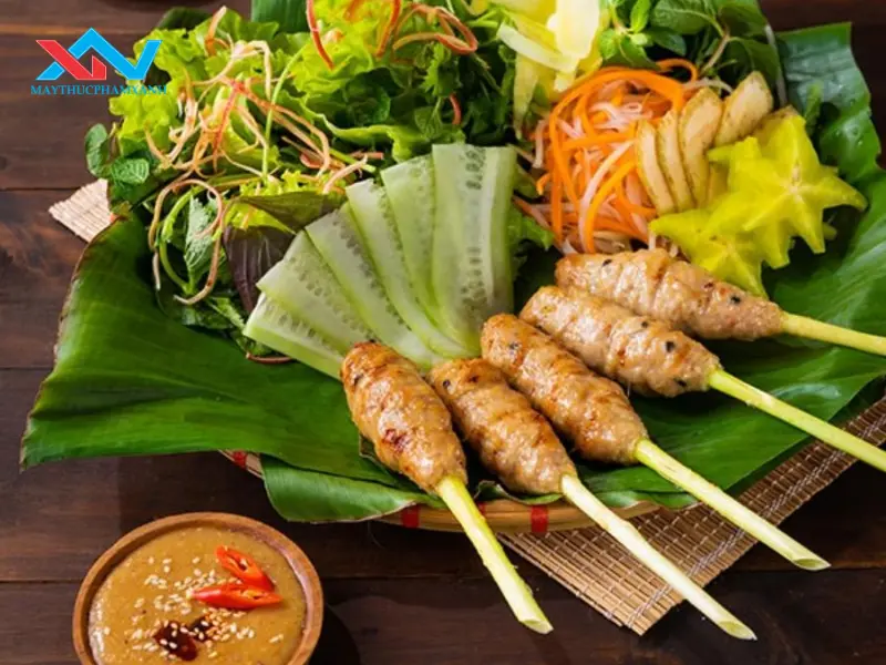 Cách làm nem lụi gà nướng