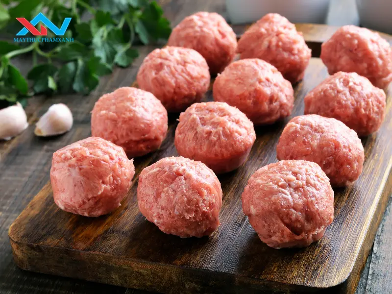 Máy trộn thịt làm thịt viên giúp nâng cao năng suất, tiết kiệm chi phí nhân công Máy trộn thịt làm thịt viên giúp nâng cao năng suất, tiết kiệm chi phí nhân công