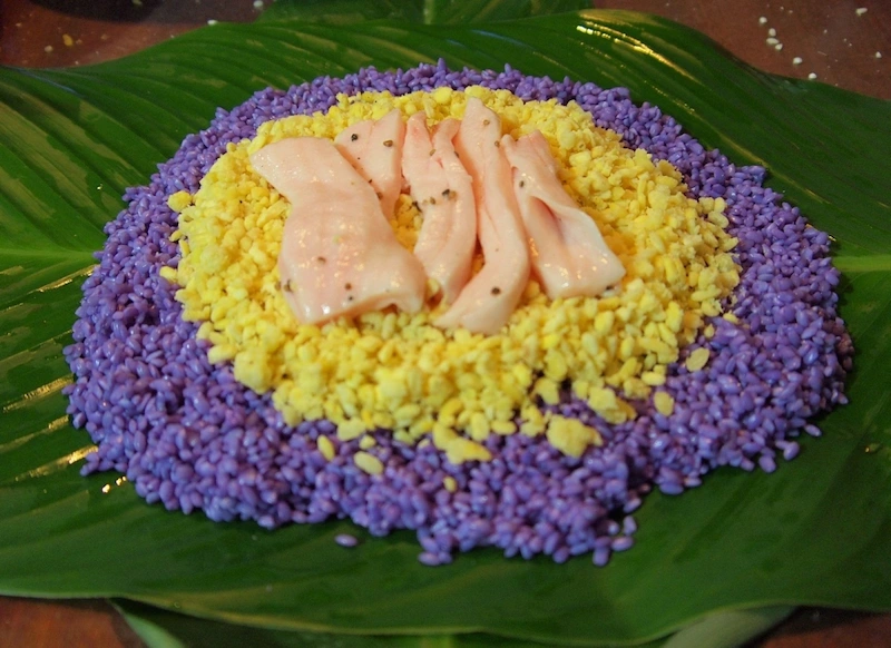 cách làm bánh tét lá cẩm