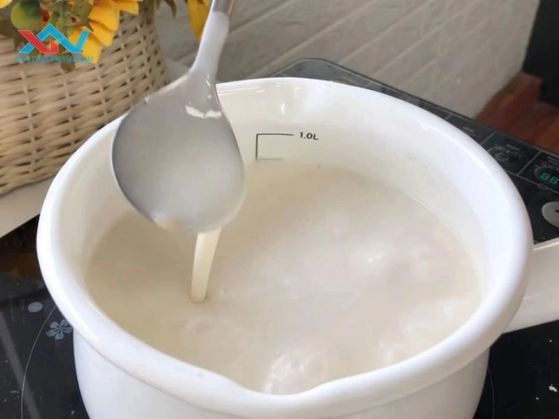 xào nếp gói bánh tét